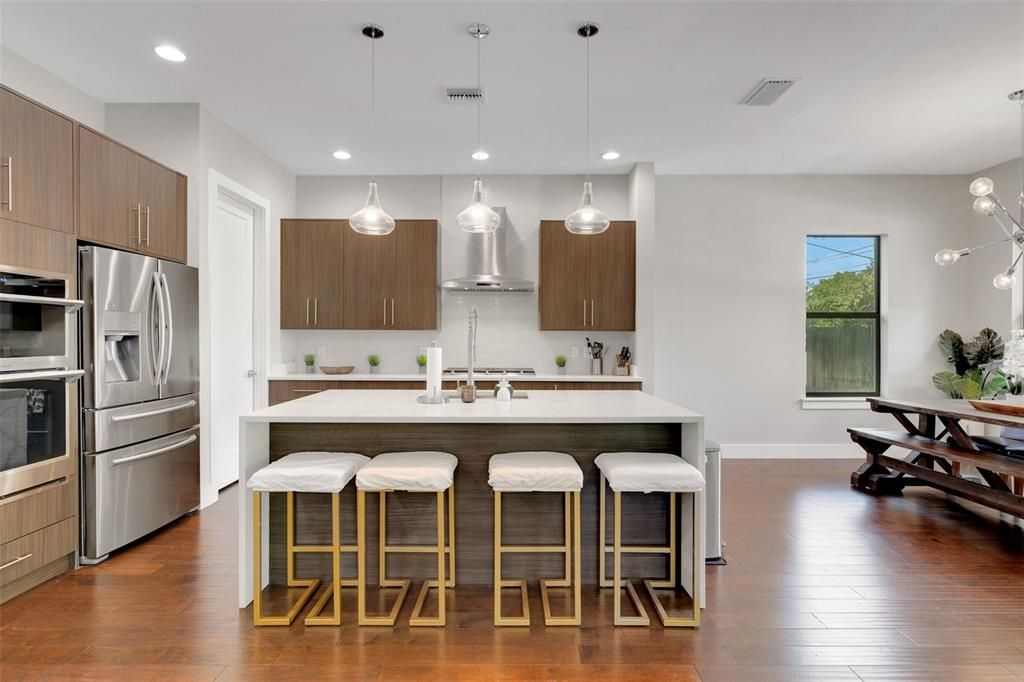 For Sale: $1,199,000 (4 beds, 3 baths, 2894 Square Feet)