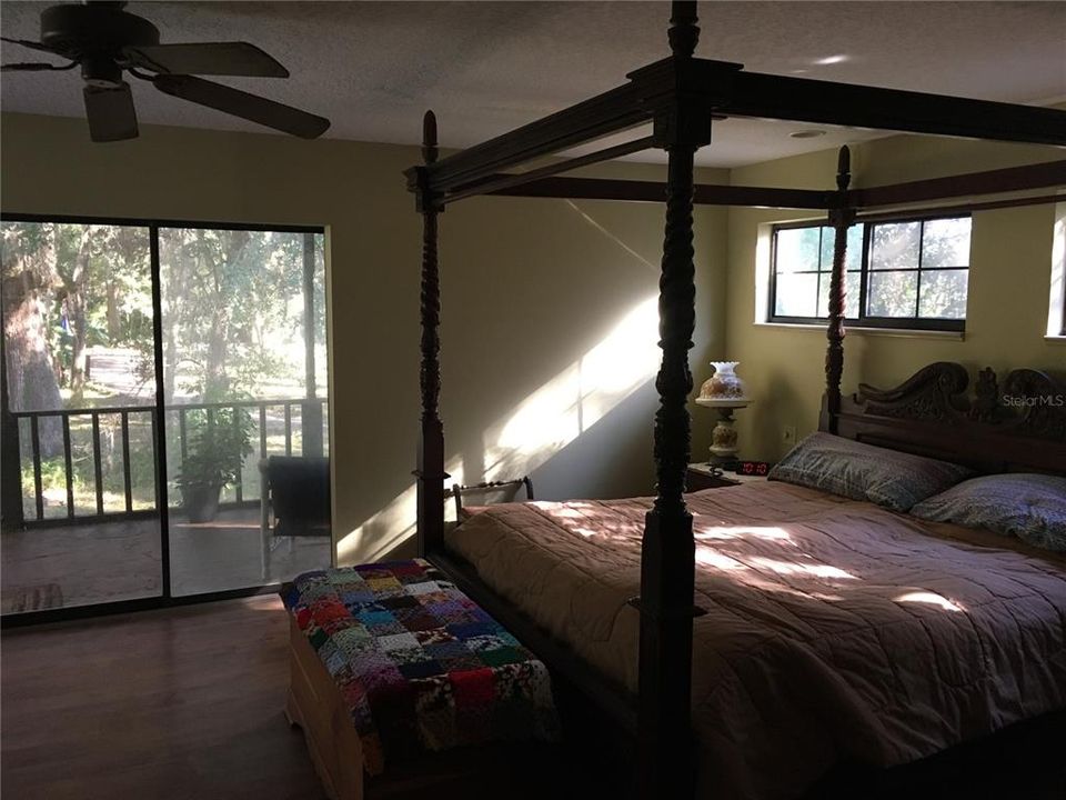 For Sale: $1,800,000 (3 beds, 2 baths, 3206 Square Feet)