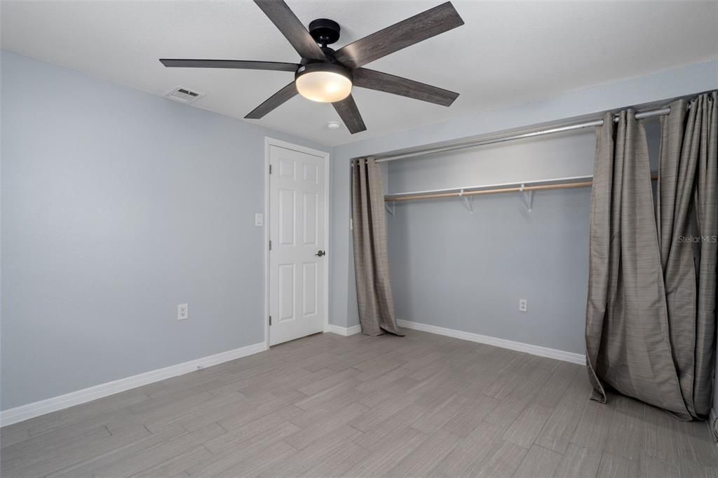 Activo con contrato: $455,999 (3 camas, 2 baños, 1312 Pies cuadrados)