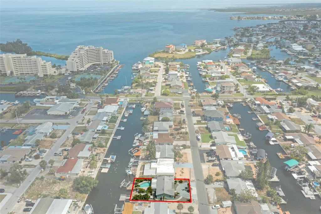 Activo con contrato: $455,999 (3 camas, 2 baños, 1312 Pies cuadrados)