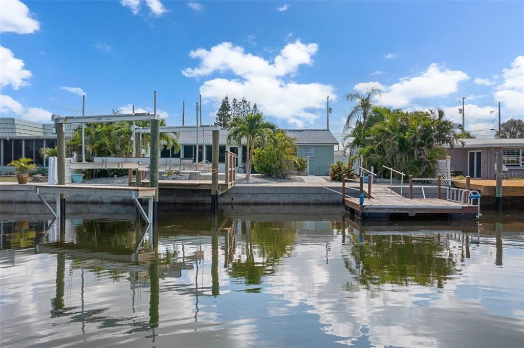 Activo con contrato: $455,999 (3 camas, 2 baños, 1312 Pies cuadrados)