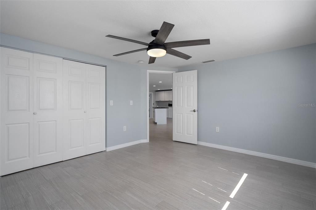 Activo con contrato: $455,999 (3 camas, 2 baños, 1312 Pies cuadrados)