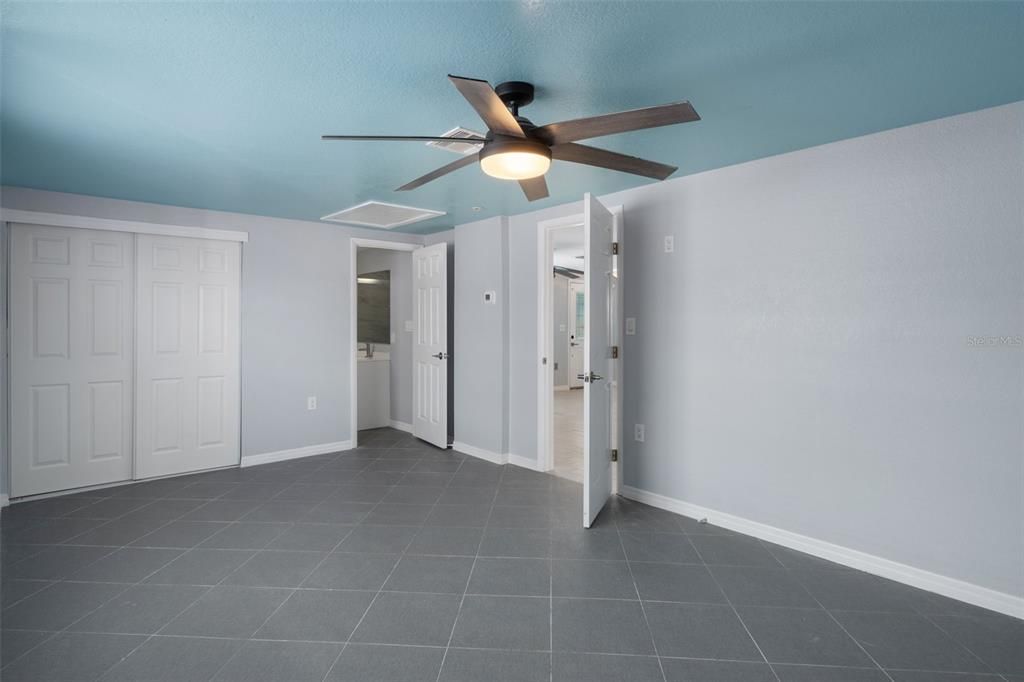 Activo con contrato: $455,999 (3 camas, 2 baños, 1312 Pies cuadrados)