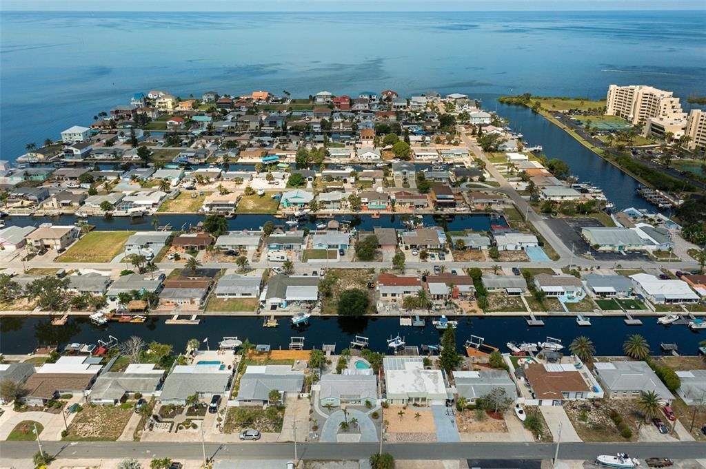 Activo con contrato: $455,999 (3 camas, 2 baños, 1312 Pies cuadrados)