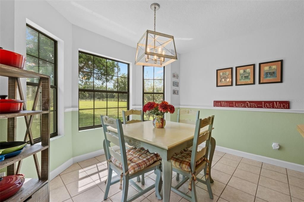 На продажу: $989,999 (4 спален, 3 ванн, 2574 Квадратных фут)