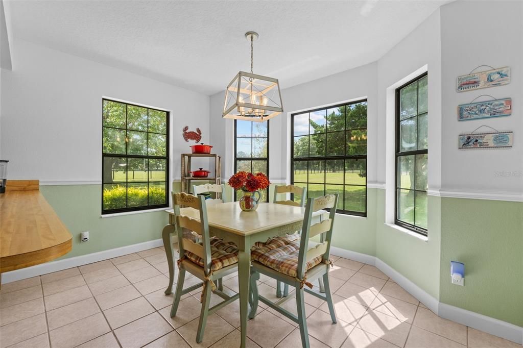 На продажу: $989,999 (4 спален, 3 ванн, 2574 Квадратных фут)