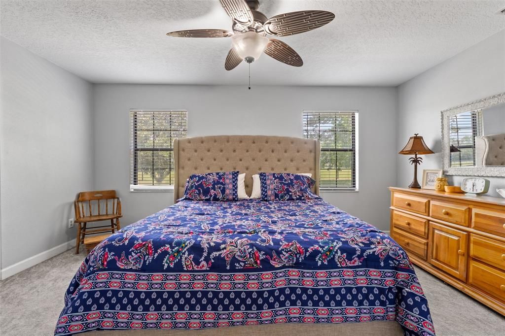 На продажу: $989,999 (4 спален, 3 ванн, 2574 Квадратных фут)