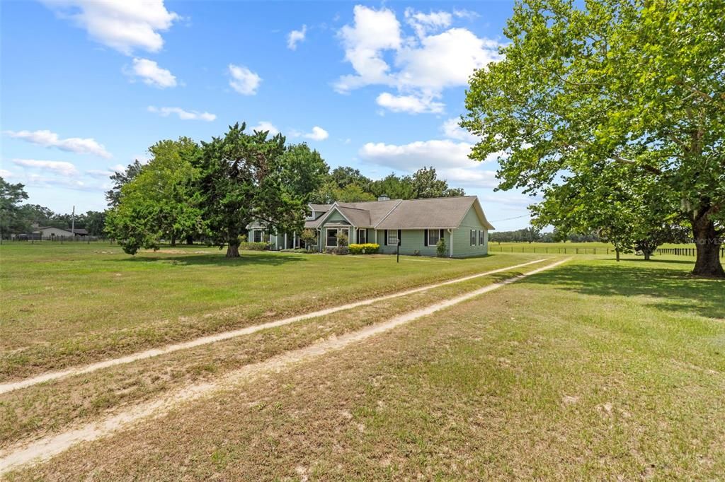 На продажу: $989,999 (4 спален, 3 ванн, 2574 Квадратных фут)