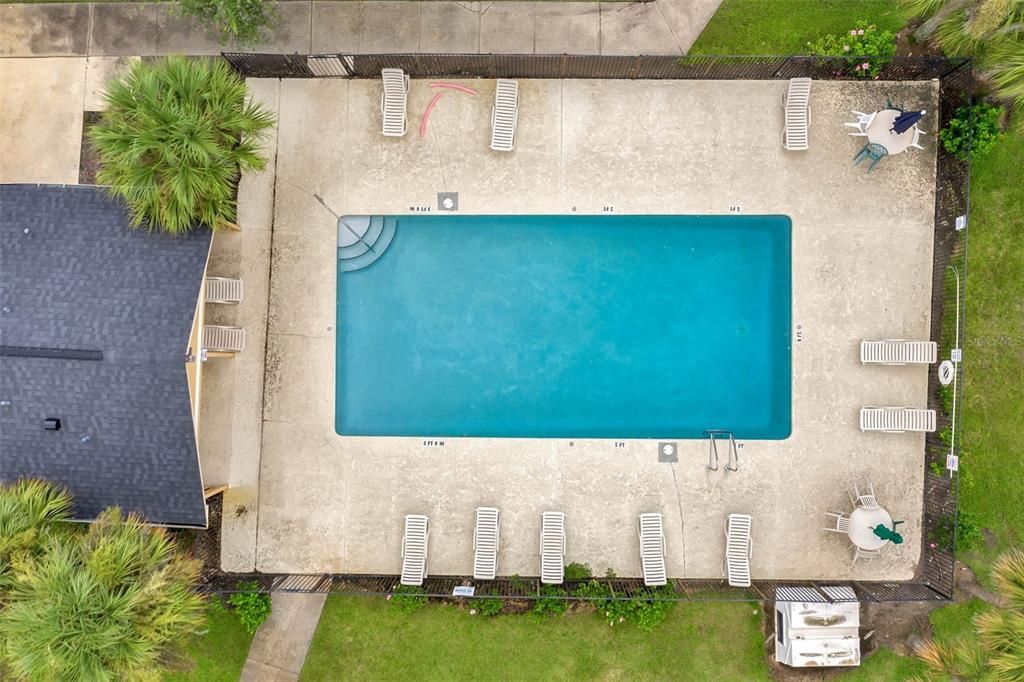 For Sale: $199,000 (2 beds, 2 baths, 905 Square Feet)