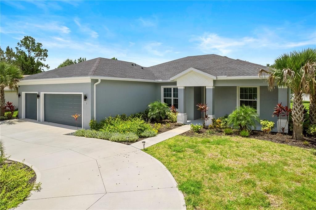 合同活跃: $499,000 (3 贝兹, 3 浴室, 2046 平方英尺)