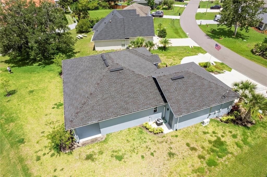 合同活跃: $499,000 (3 贝兹, 3 浴室, 2046 平方英尺)