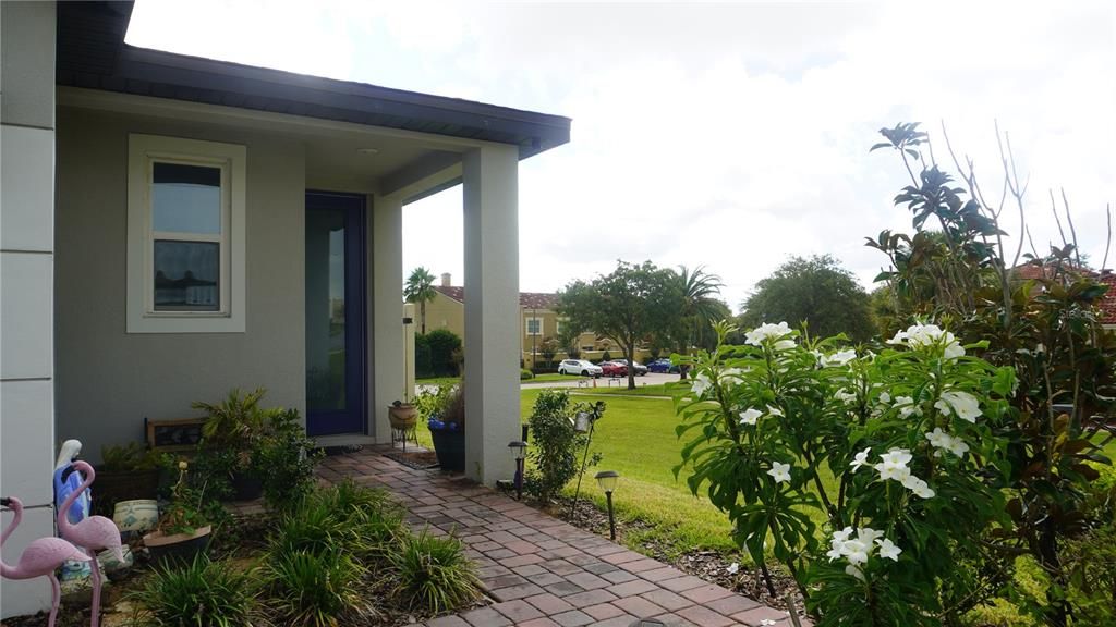 Под контрактом: $310,000 (3 спален, 2 ванн, 1883 Квадратных фут)