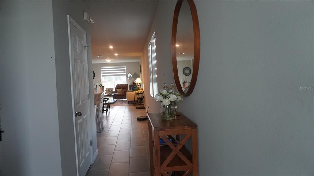 Под контрактом: $310,000 (3 спален, 2 ванн, 1883 Квадратных фут)