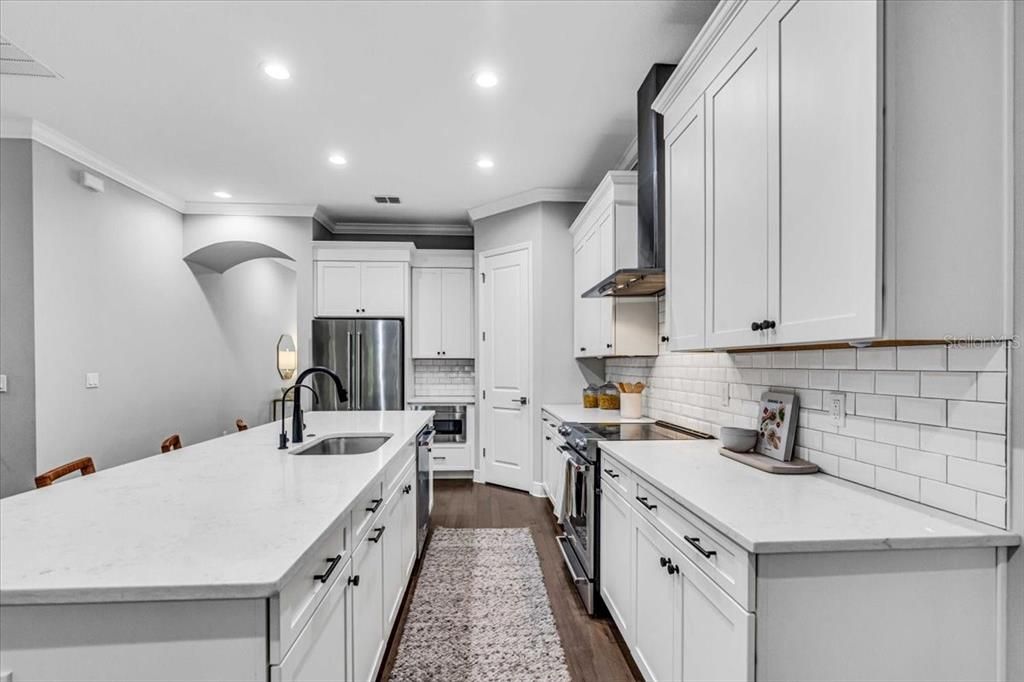 В аренду: $7,795 (4 спален, 3 ванн, 2974 Квадратных фут)