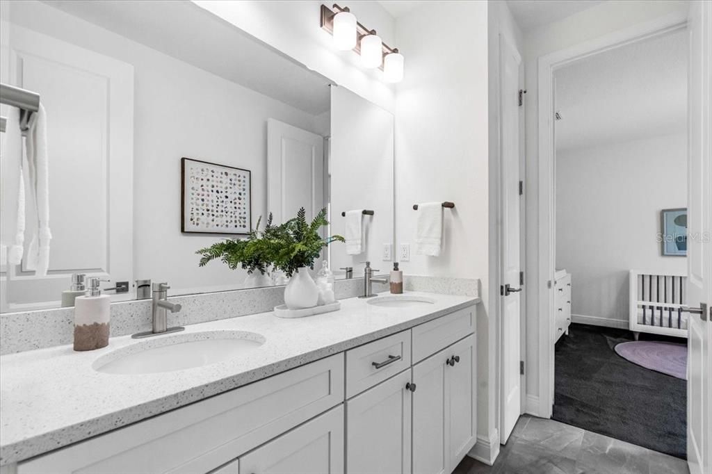 В аренду: $7,795 (4 спален, 3 ванн, 2974 Квадратных фут)