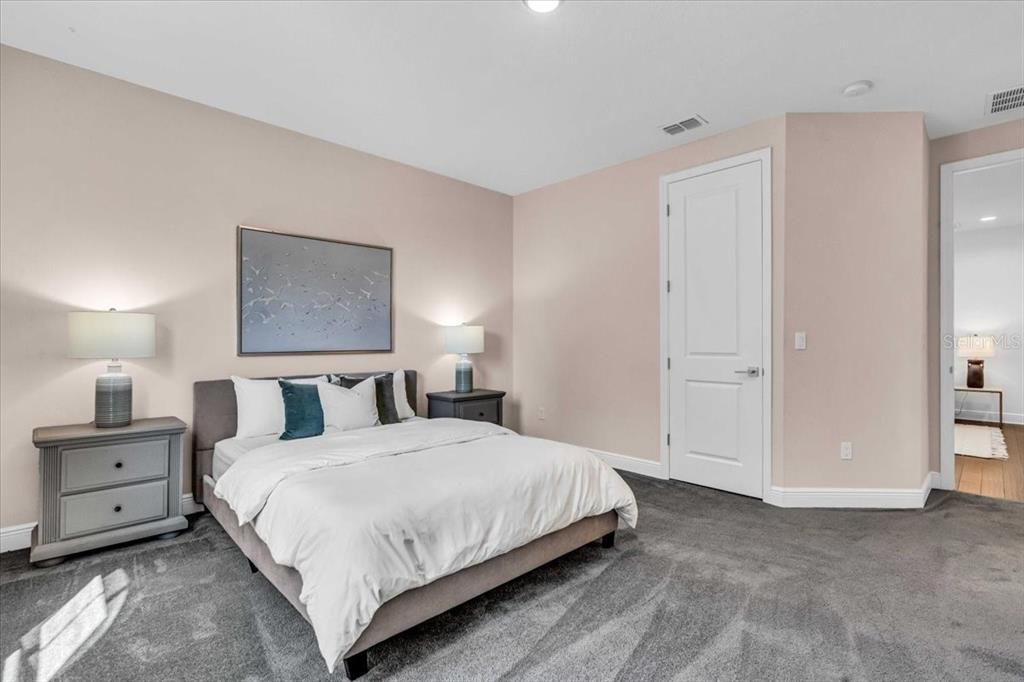 В аренду: $7,795 (4 спален, 3 ванн, 2974 Квадратных фут)