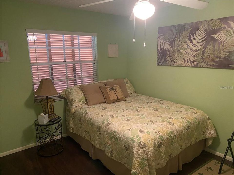 出租: $3,200 (3 贝兹, 2 浴室, 1413 平方英尺)