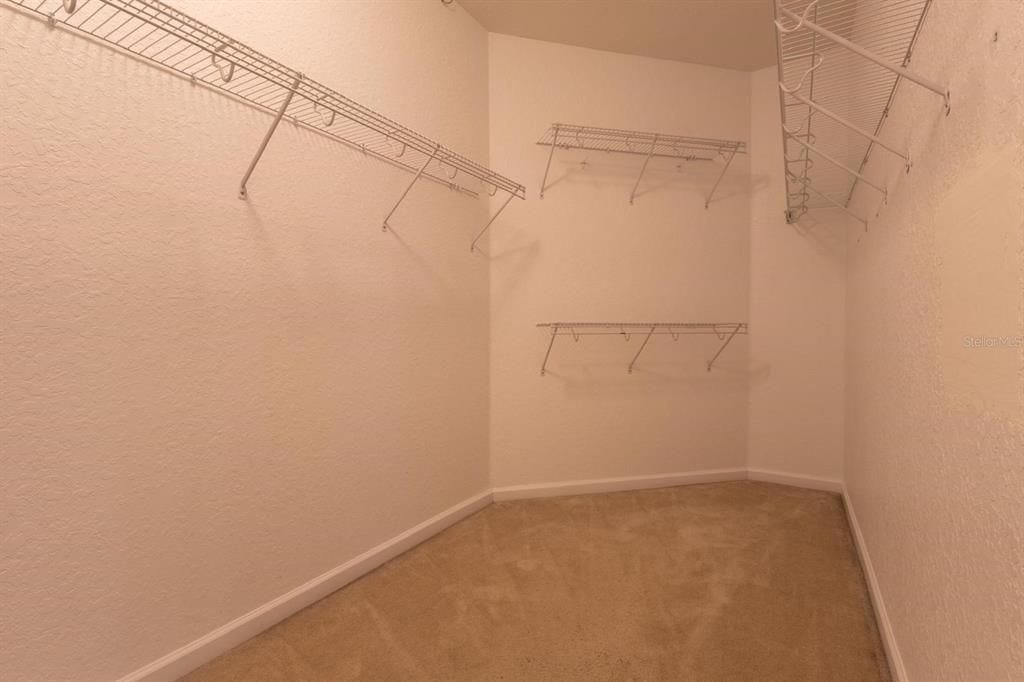 En Venta: $334,990 (3 camas, 2 baños, 1864 Pies cuadrados)