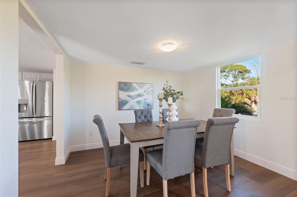 For Sale: $999,997 (4 beds, 2 baths, 2252 Square Feet)