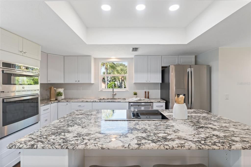 For Sale: $999,997 (4 beds, 2 baths, 2252 Square Feet)