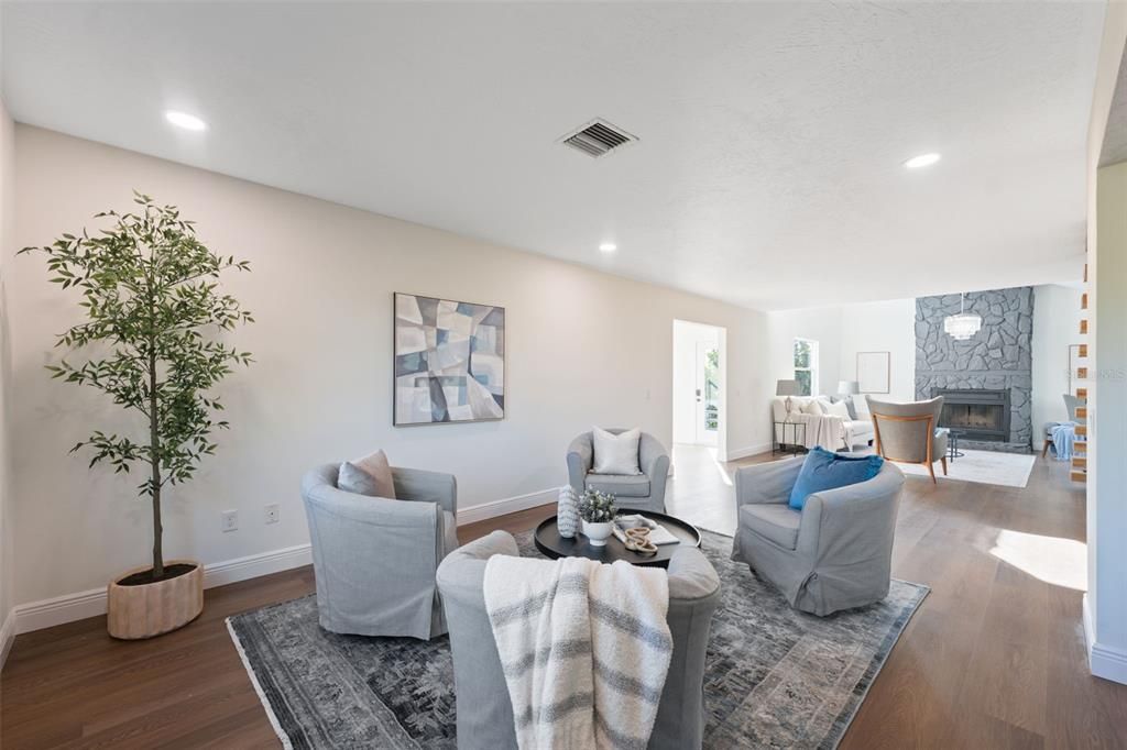 For Sale: $999,997 (4 beds, 2 baths, 2252 Square Feet)