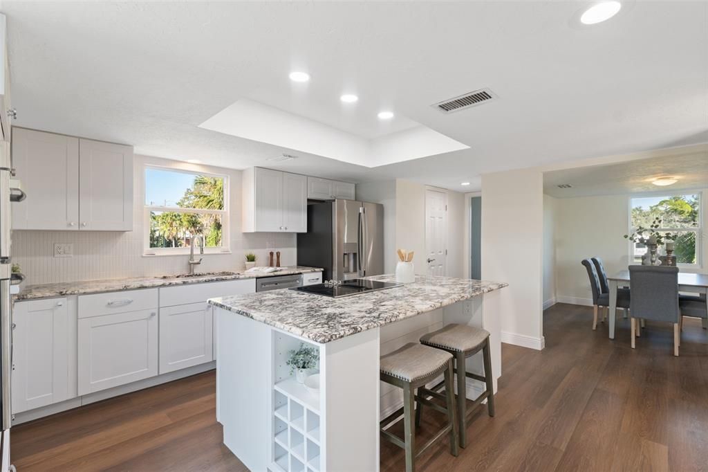 For Sale: $999,997 (4 beds, 2 baths, 2252 Square Feet)