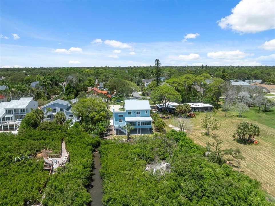 For Sale: $999,997 (4 beds, 2 baths, 2252 Square Feet)