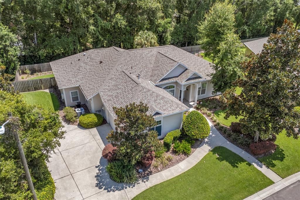 Под контрактом: $605,000 (4 спален, 4 ванн, 2981 Квадратных фут)