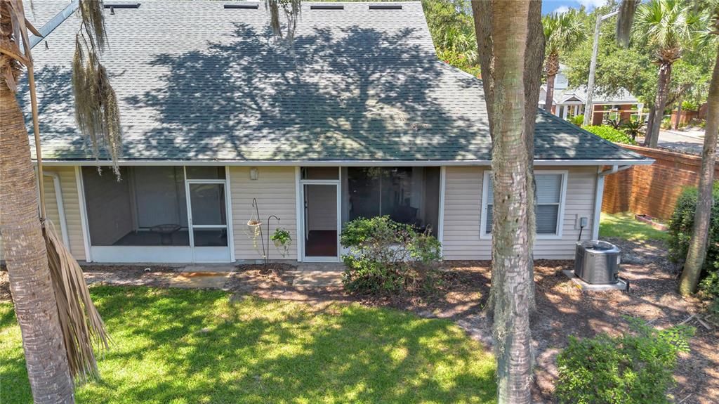 Active With Contract: $219,000 (2 beds, 2 baths, 1293 Square Feet)