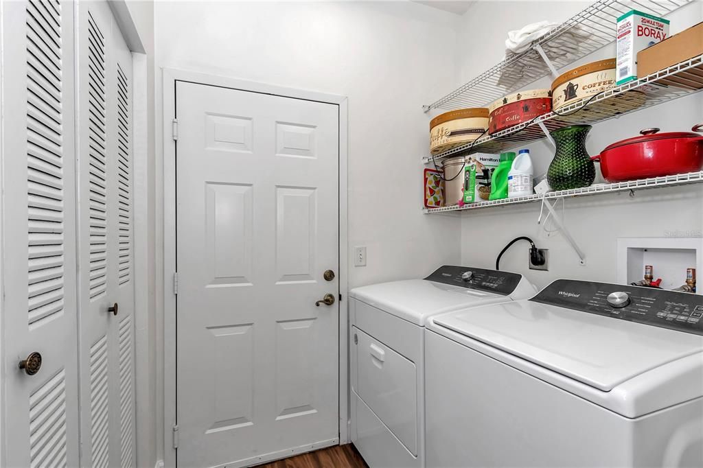 Active With Contract: $219,000 (2 beds, 2 baths, 1293 Square Feet)