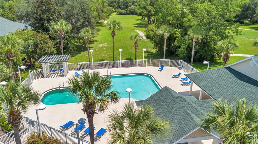 Active With Contract: $219,000 (2 beds, 2 baths, 1293 Square Feet)