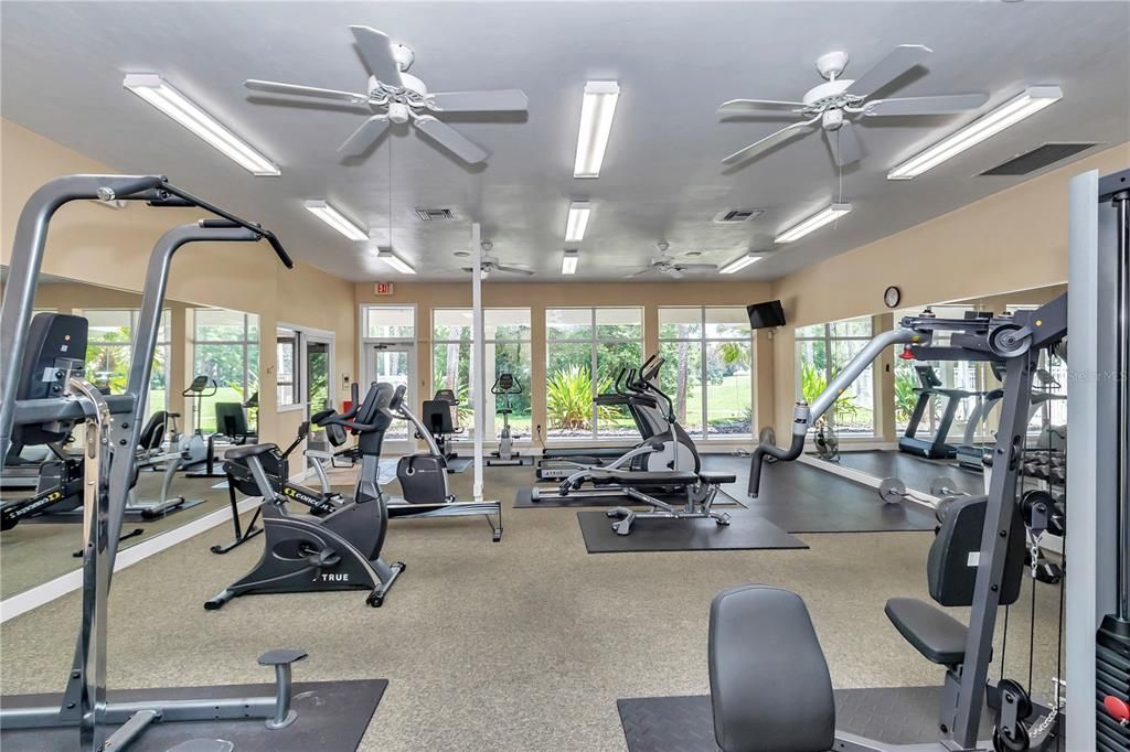 Active With Contract: $219,000 (2 beds, 2 baths, 1293 Square Feet)