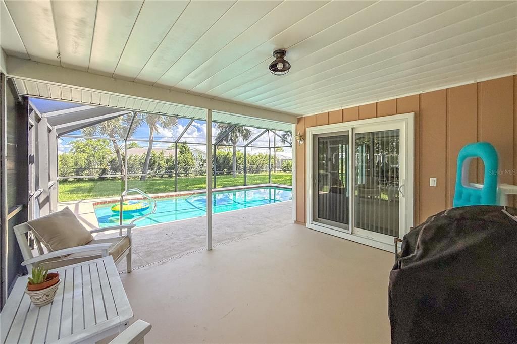 На продажу: $510,000 (3 спален, 2 ванн, 1786 Квадратных фут)