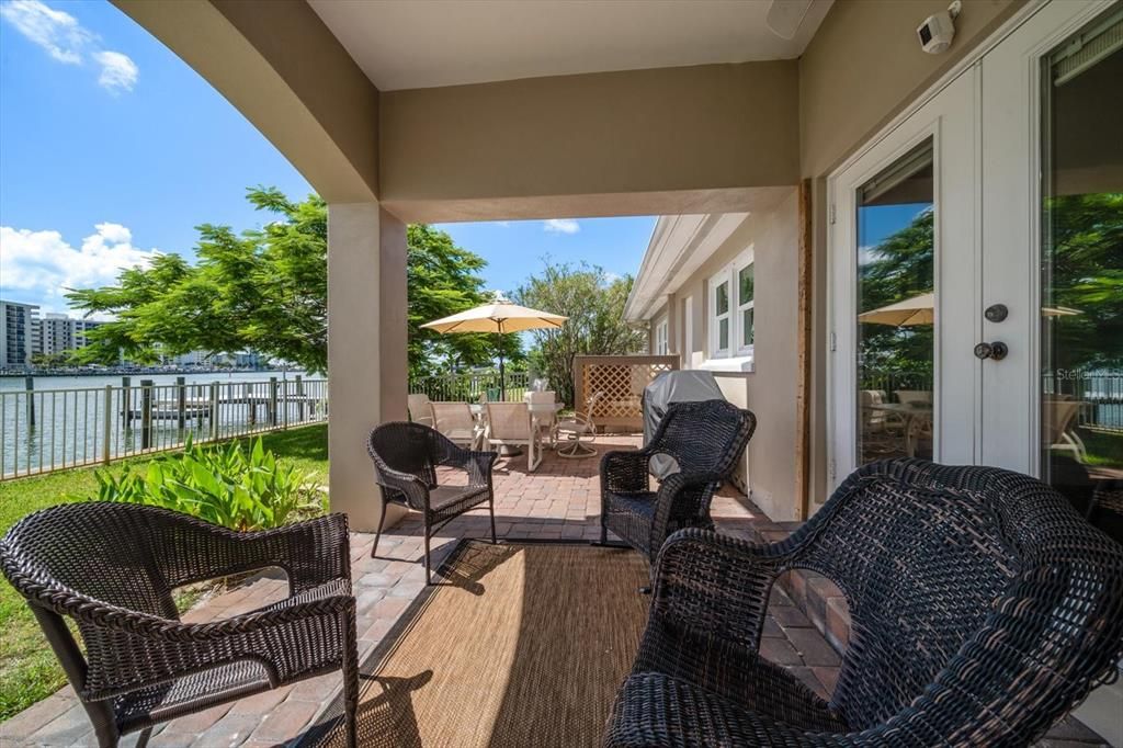 En Venta: $2,150,000 (4 camas, 3 baños, 3423 Pies cuadrados)