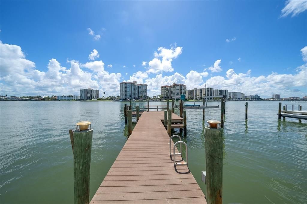 En Venta: $2,150,000 (4 camas, 3 baños, 3423 Pies cuadrados)