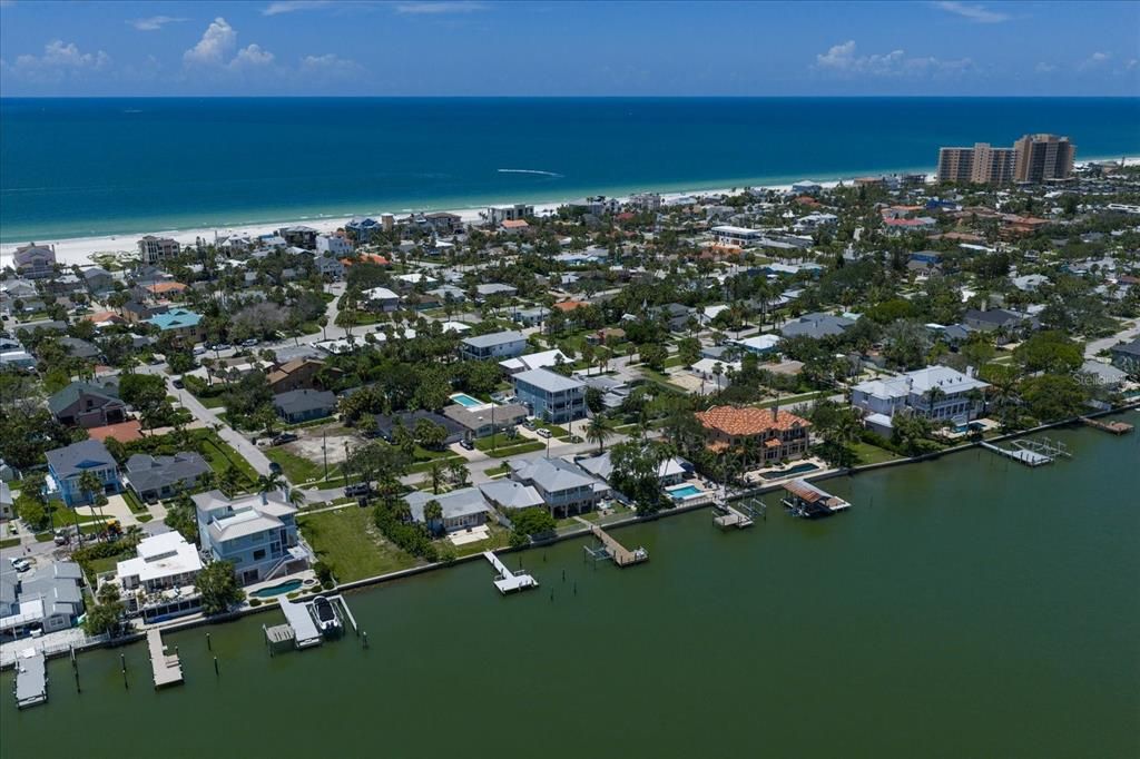 En Venta: $2,150,000 (4 camas, 3 baños, 3423 Pies cuadrados)