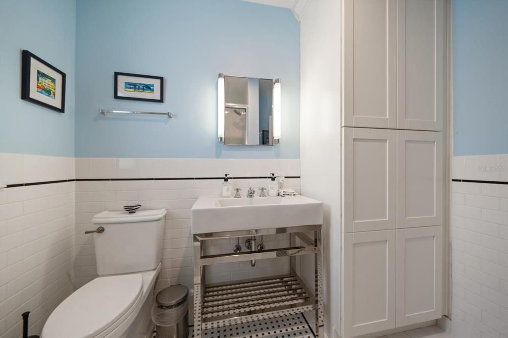 En Venta: $2,150,000 (4 camas, 3 baños, 3423 Pies cuadrados)