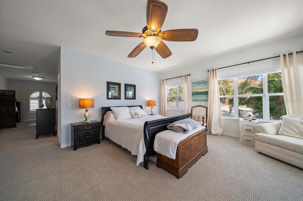 En Venta: $2,150,000 (4 camas, 3 baños, 3423 Pies cuadrados)