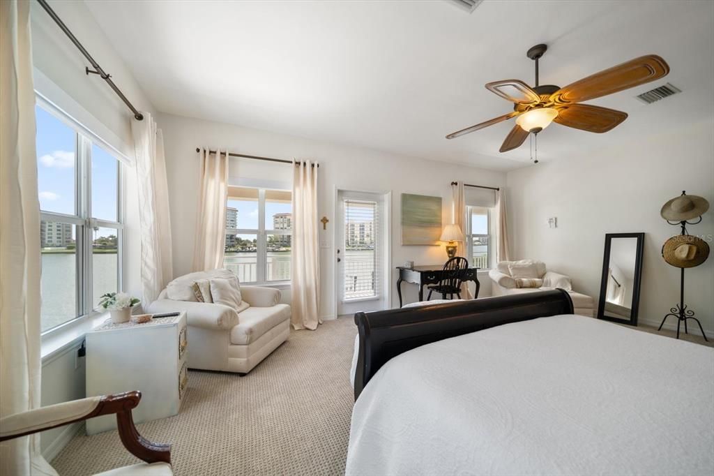 En Venta: $2,150,000 (4 camas, 3 baños, 3423 Pies cuadrados)