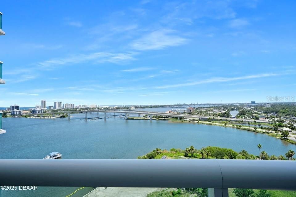 待售: $475,000 (2 贝兹, 2 浴室, 1850 平方英尺)