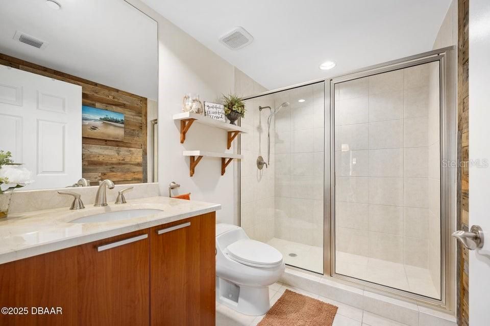 待售: $475,000 (2 贝兹, 2 浴室, 1850 平方英尺)