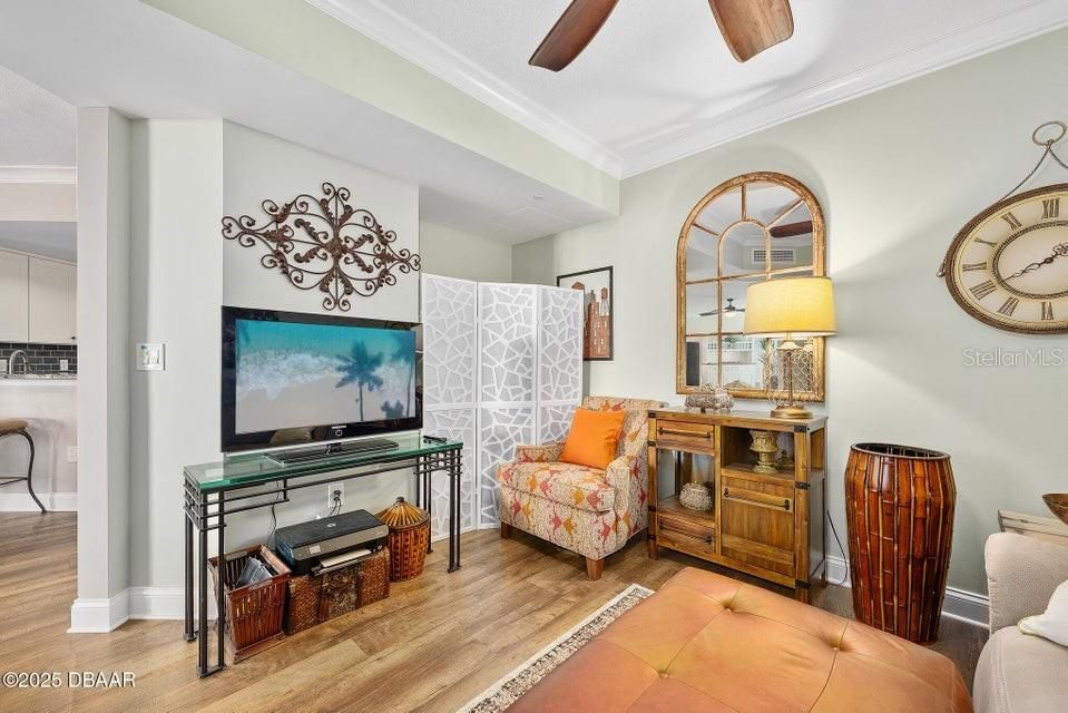 待售: $475,000 (2 贝兹, 2 浴室, 1850 平方英尺)