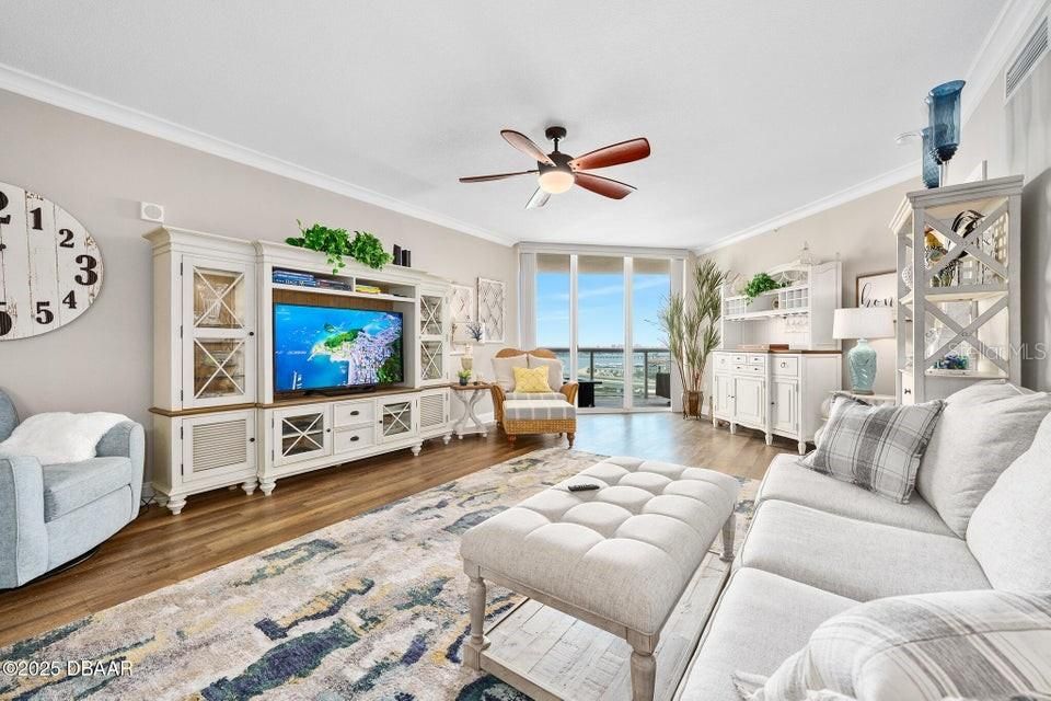 待售: $475,000 (2 贝兹, 2 浴室, 1850 平方英尺)