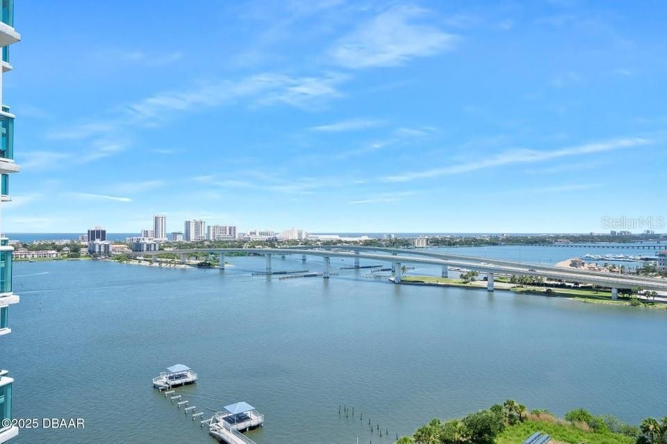 待售: $475,000 (2 贝兹, 2 浴室, 1850 平方英尺)