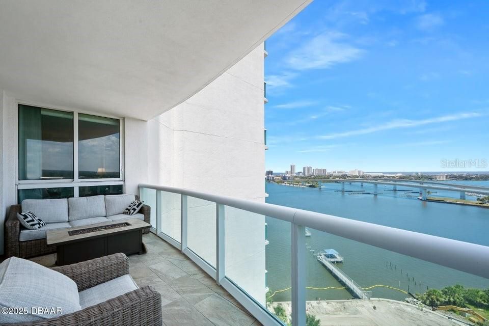 待售: $475,000 (2 贝兹, 2 浴室, 1850 平方英尺)