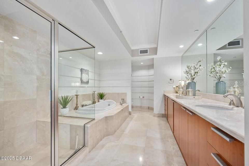 待售: $475,000 (2 贝兹, 2 浴室, 1850 平方英尺)