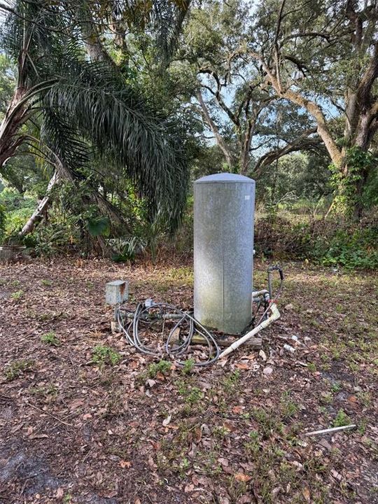 En Venta: $240,000 (4 camas, 2 baños, 924 Pies cuadrados)