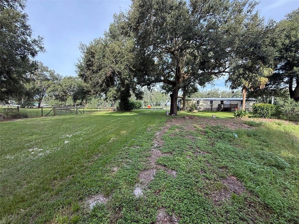 En Venta: $240,000 (4 camas, 2 baños, 924 Pies cuadrados)