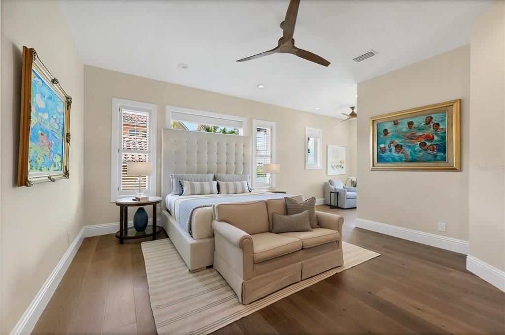 На продажу: $4,185,000 (4 спален, 4 ванн, 4537 Квадратных фут)