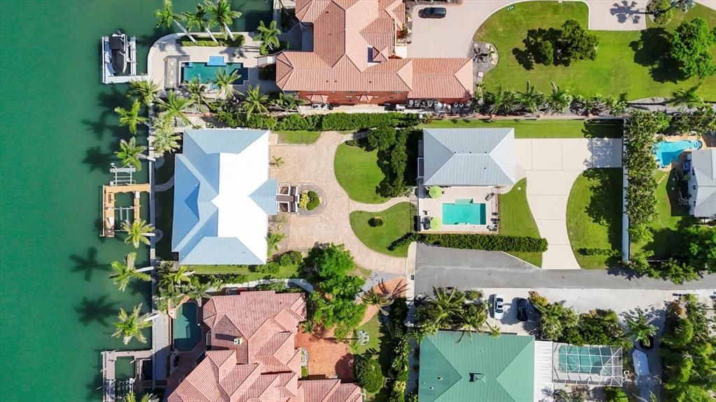 На продажу: $4,185,000 (4 спален, 4 ванн, 4537 Квадратных фут)